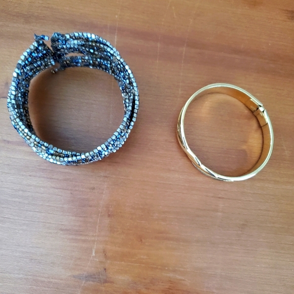 Bracelets - Picture 3 of 4